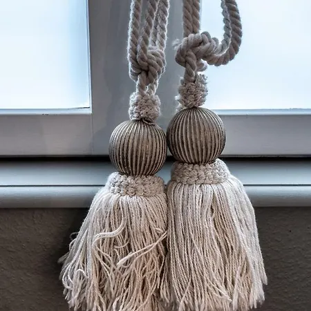 De La Fee בית נופש ביון