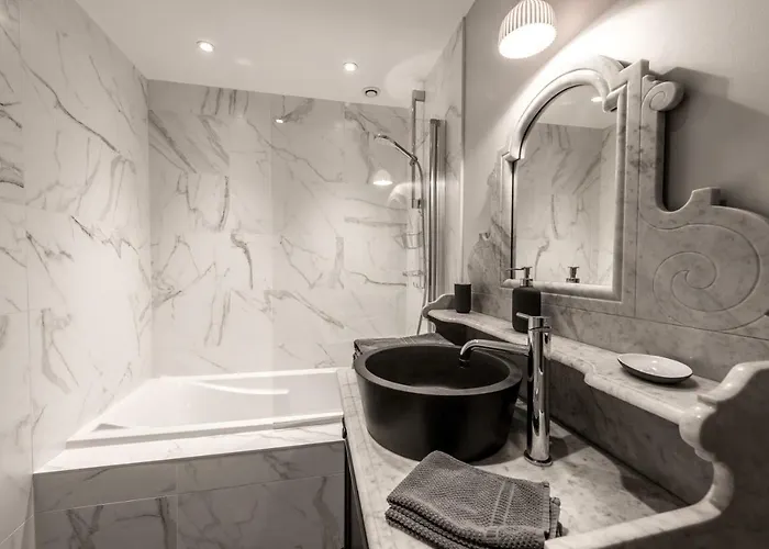 De La Fee Beaune (Cote d'Or)